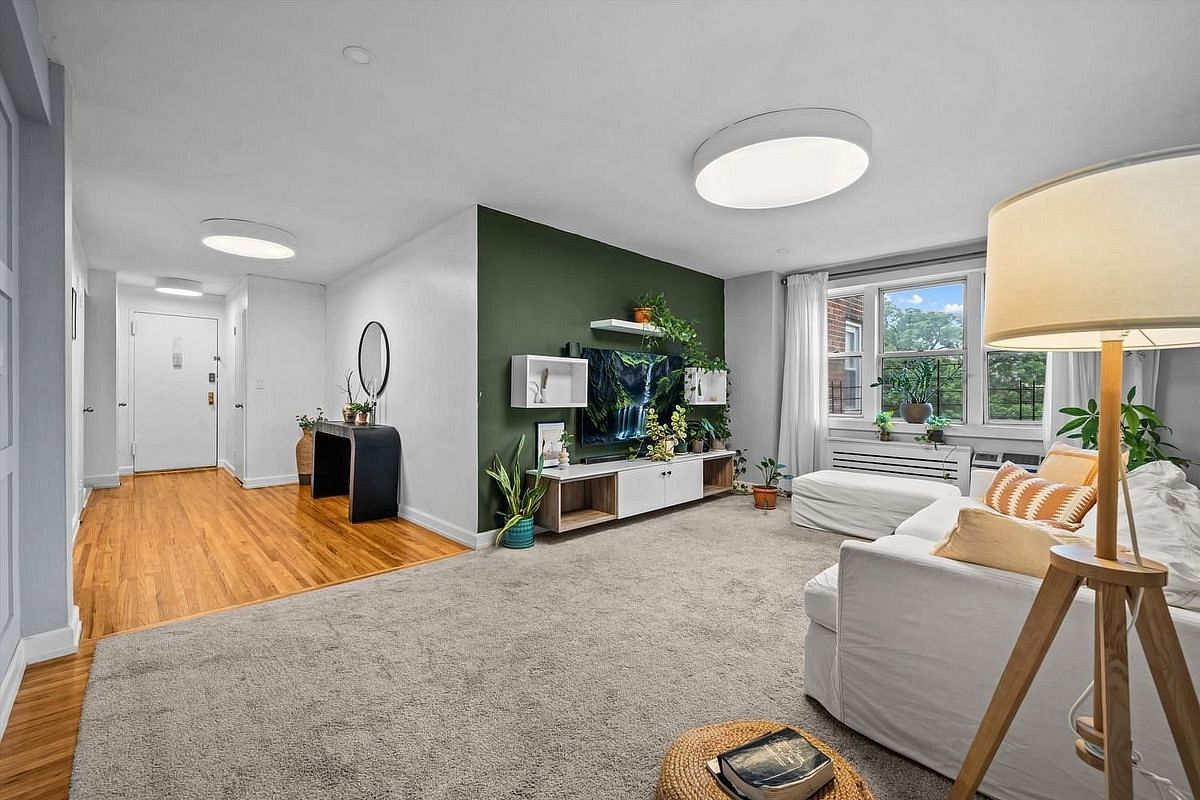 Image 1 of 15 for 3520 Tryon Avenue #603 in Bronx, NY, 10467