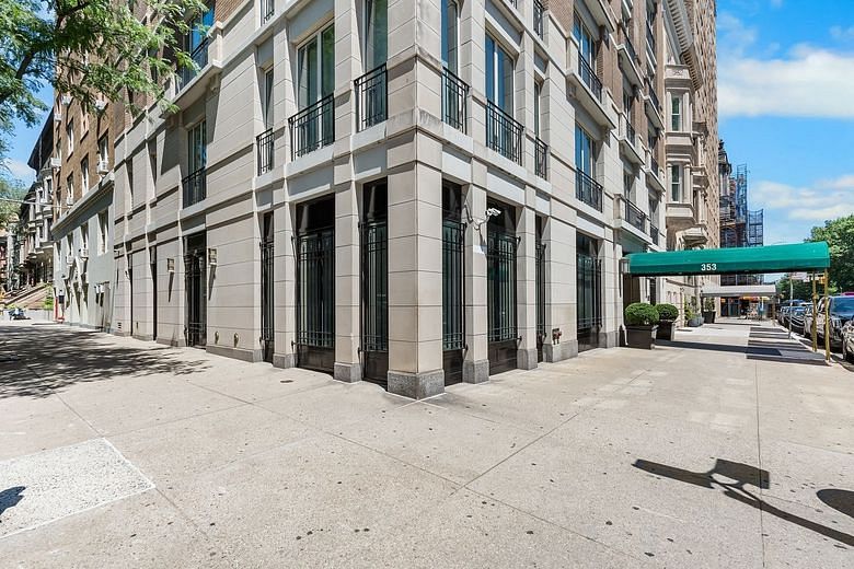 353 Central Park West #1A