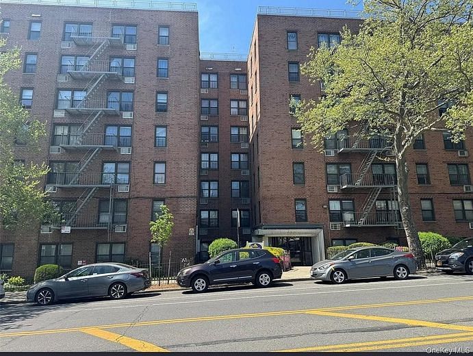 3531 Bronxwood Avenue #2J