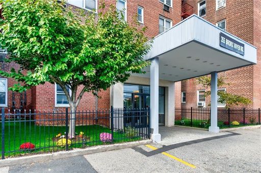 Image 1 of 14 for 355 Bronx River Road #3B in Westchester, Yonkers, NY, 10704