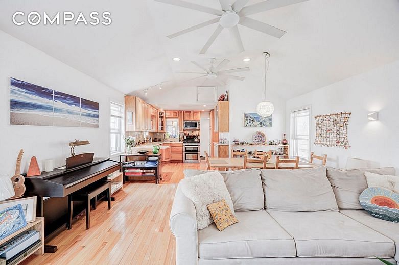 355 D Dormans Court #D