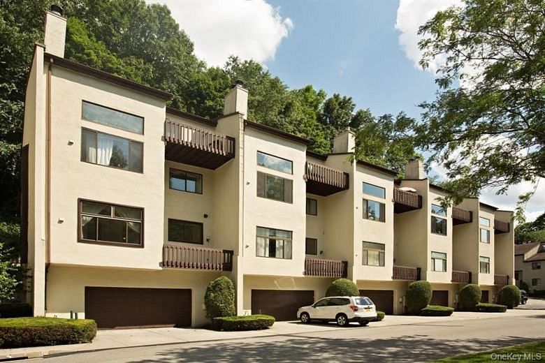 356 North Greeley Avenue