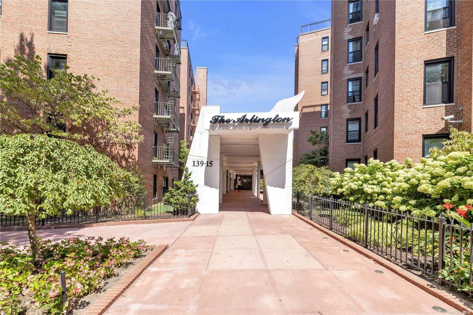Image 1 of 19 for 139-15 83 Avenue #629 in Queens, Briarwood, NY, 11435