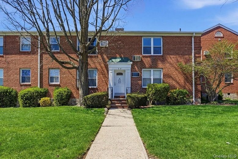 36-10 Utopia Parkway #E4