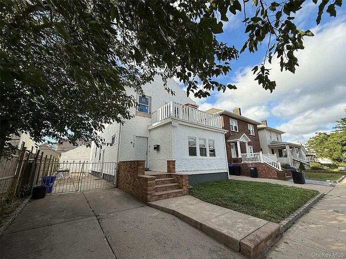 36 E Fulton Street