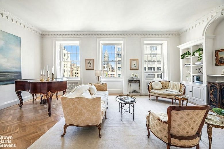 36 East 72nd Street #11N
