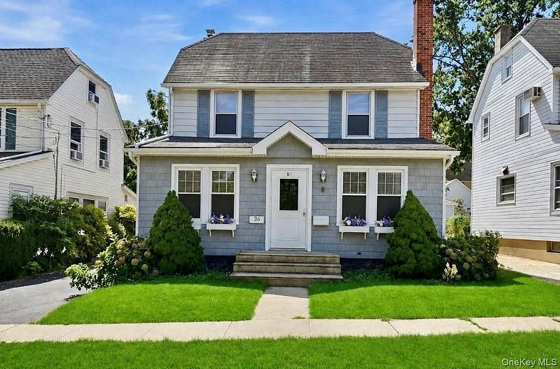 36 Hawthorne Street