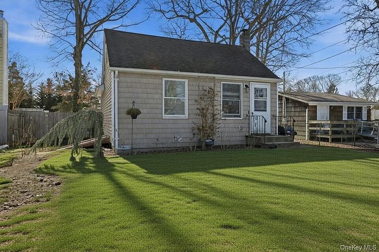 36 Woodlawn Avenue