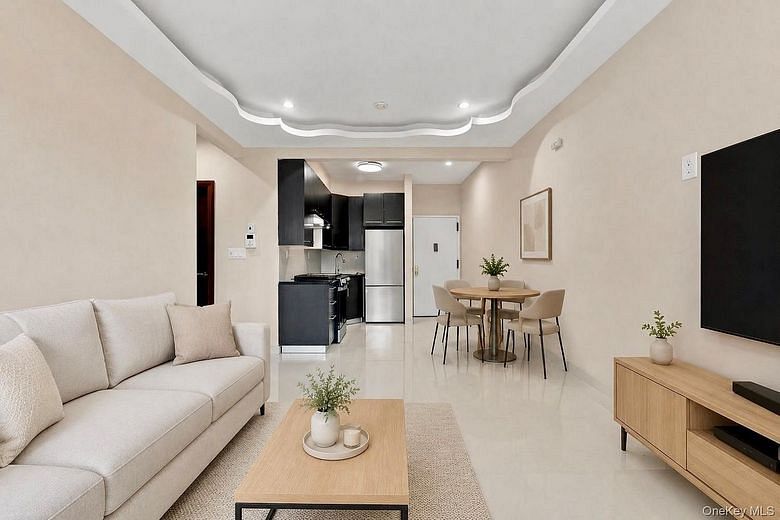 360 43rd Street #2A