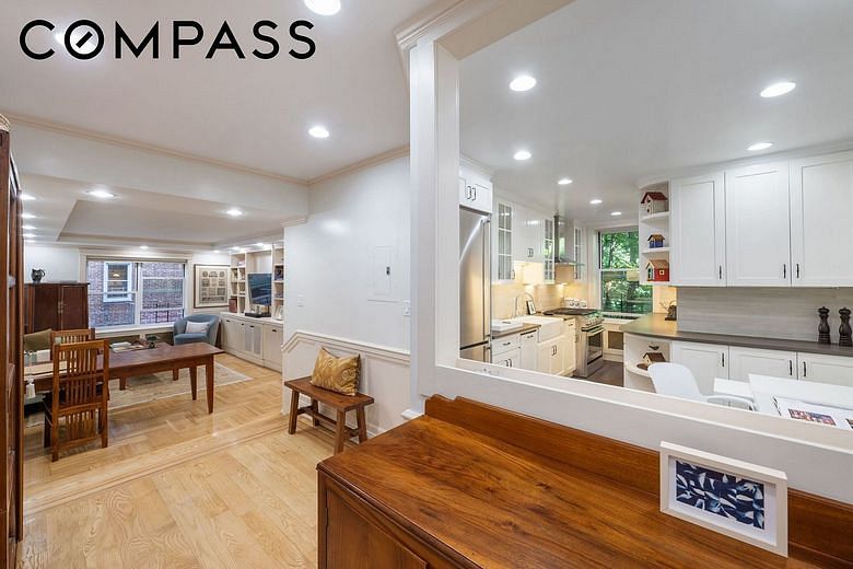 360 Cabrini Boulevard #3F