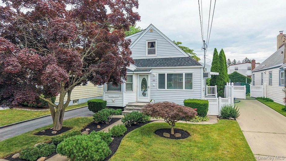 360 Grand Avenue