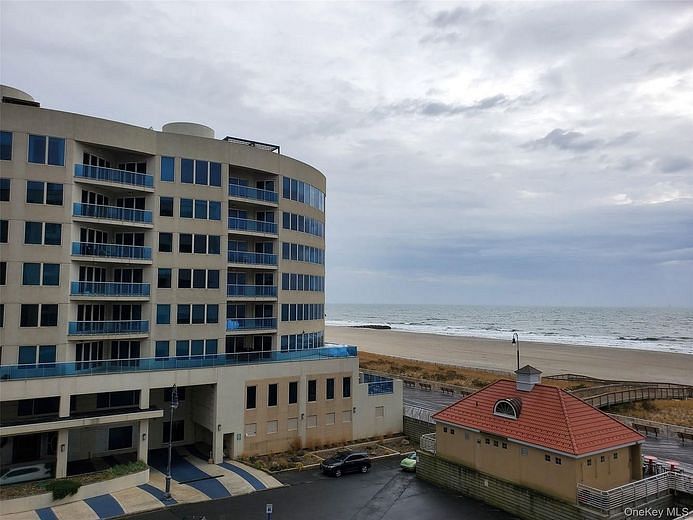 360 Shore Road #5A
