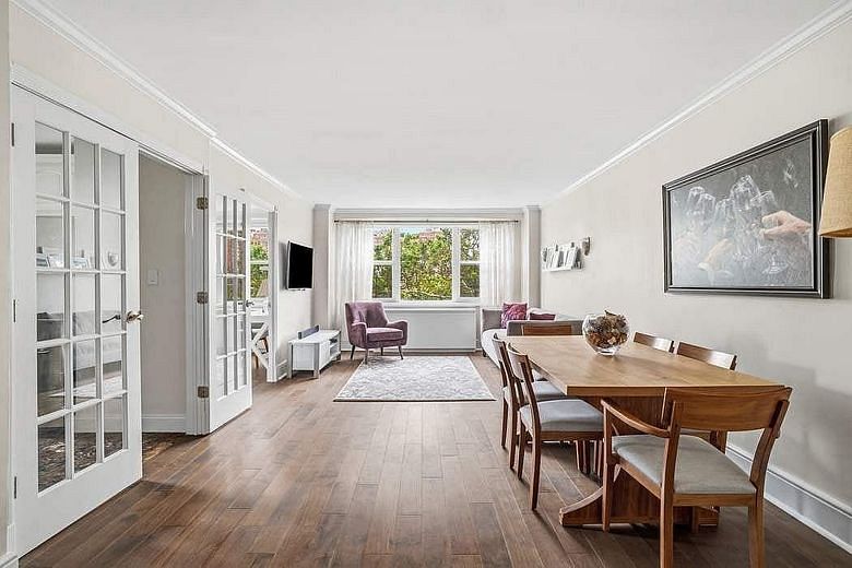 360 West 22nd Street #8M