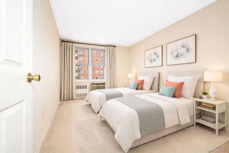 360 Westchester Avenue #314