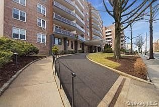 360 Westchester Avenue #622