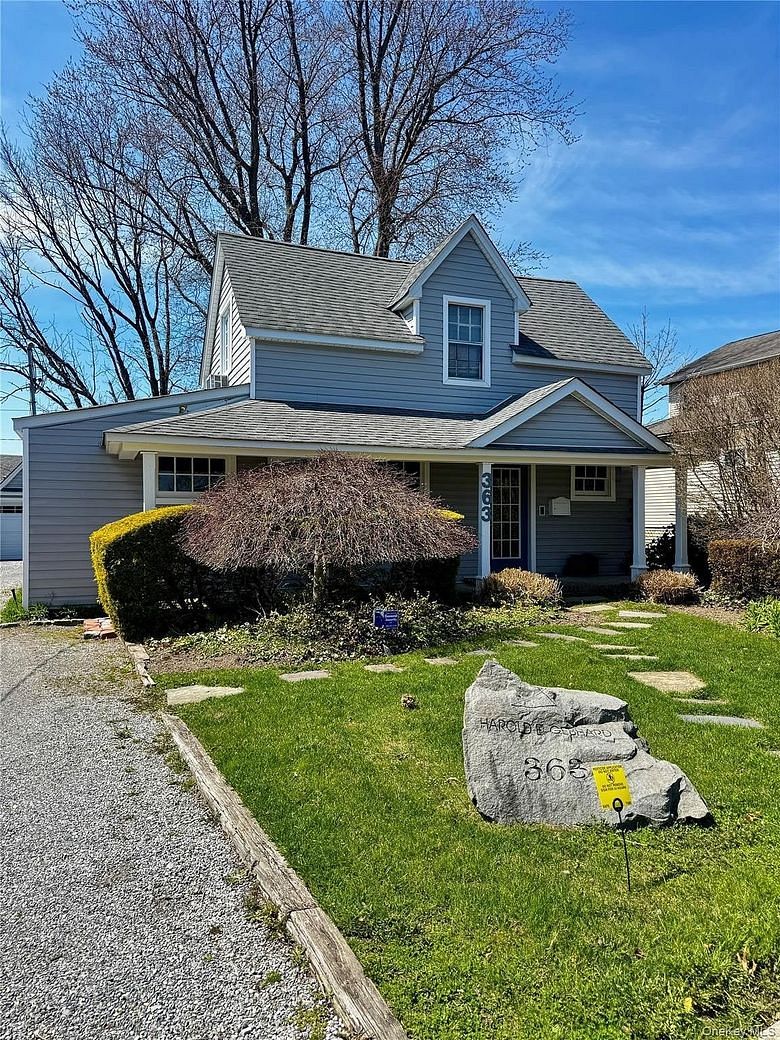 363 N Wellwood Avenue