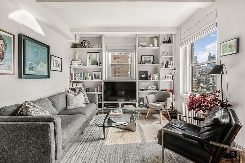 365 West 20th Street #10A