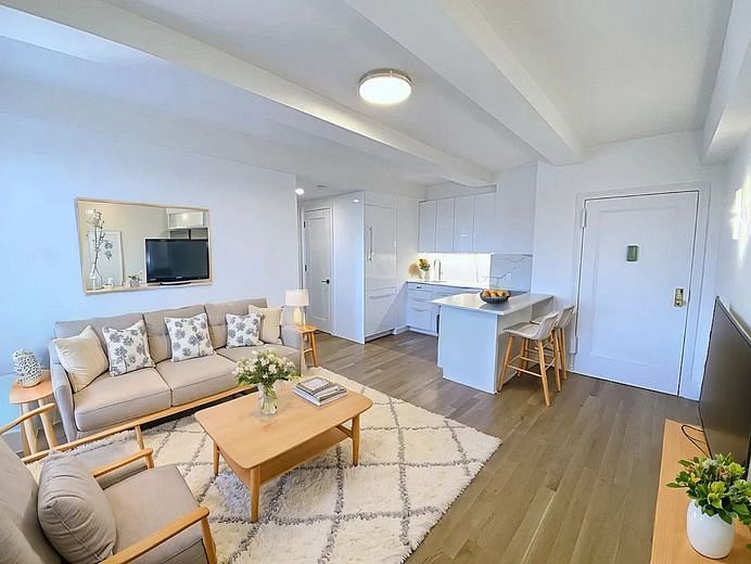 365 West 20th Street #15DD