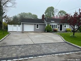 Image 1 of 20 for 88 Vernon Street in Long Island, Patchogue, NY, 11772