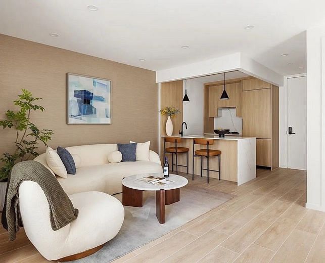 366 Harman Street #2R