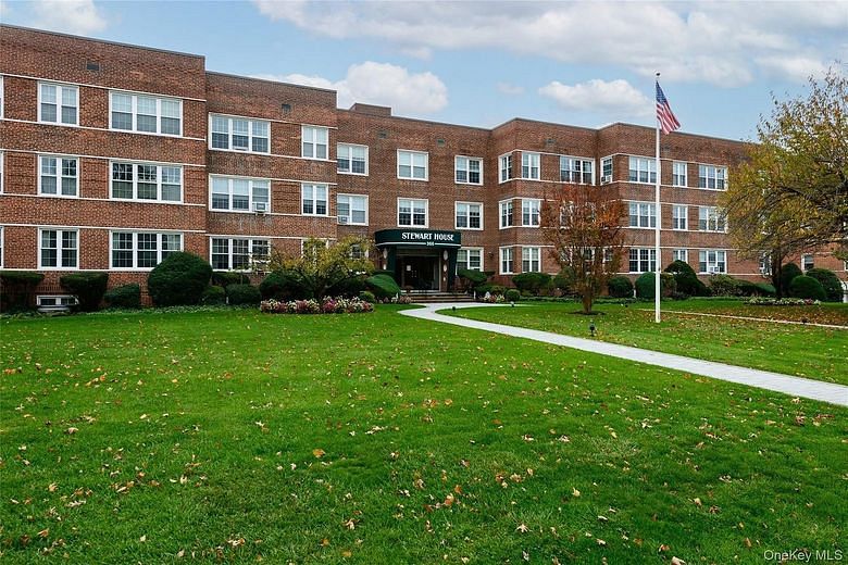 366 Stewart Avenue #B1