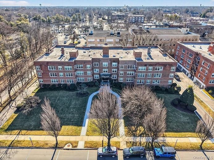 366 Stewart Avenue #B10