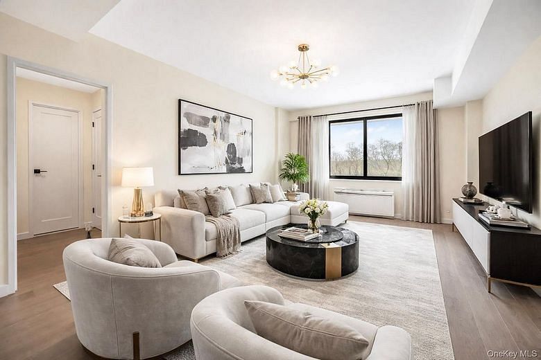 3671 Hudson Manor Terrace #1A