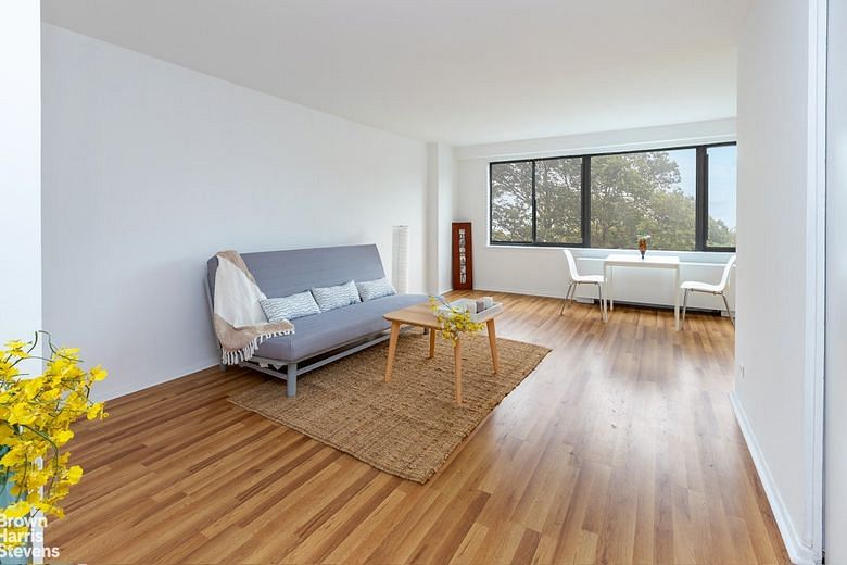 3671 Hudson Manor Terrace #4F