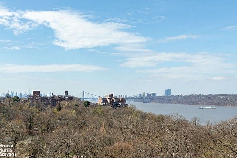 3671 Hudson Manor Terrace #9K