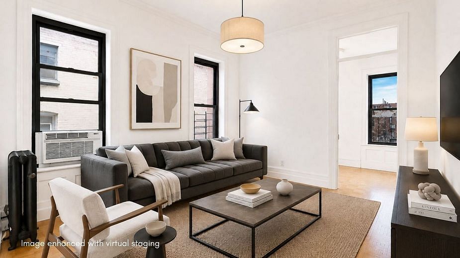 3692 Broadway #64