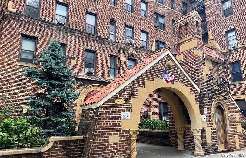 37-21 80th Street #2A