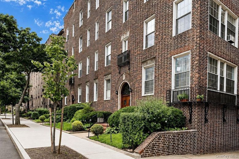 37-22 85th Street #31