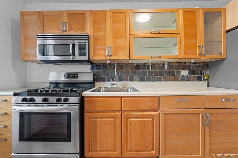 37-27 86th Street St #3E