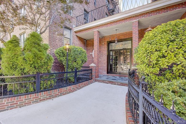 37-27 86th Street St #6N