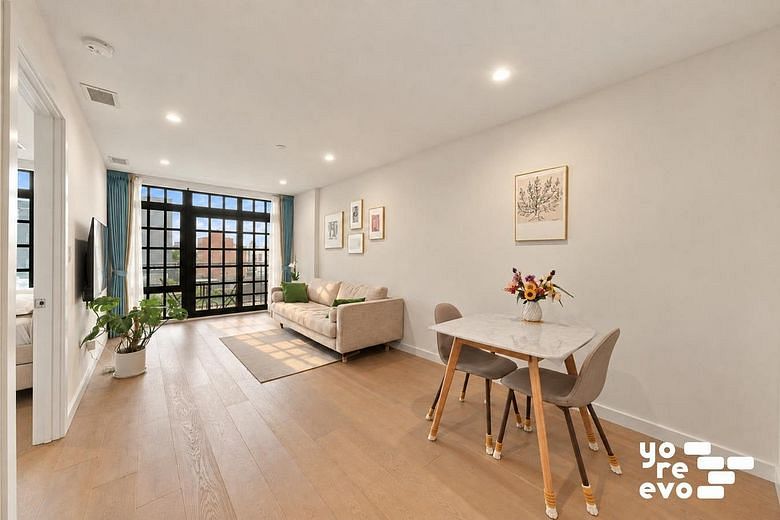 37-28 30th Street #5D