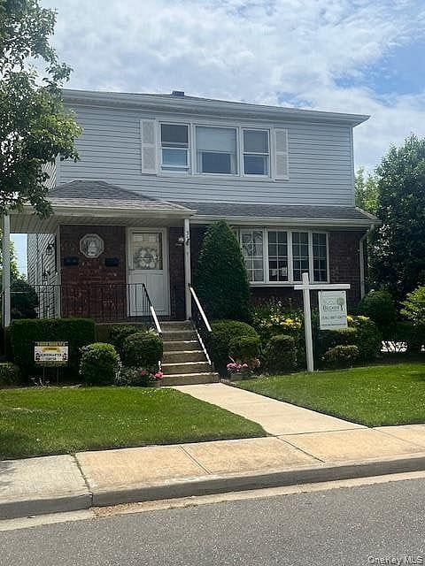 37 Acorn Place