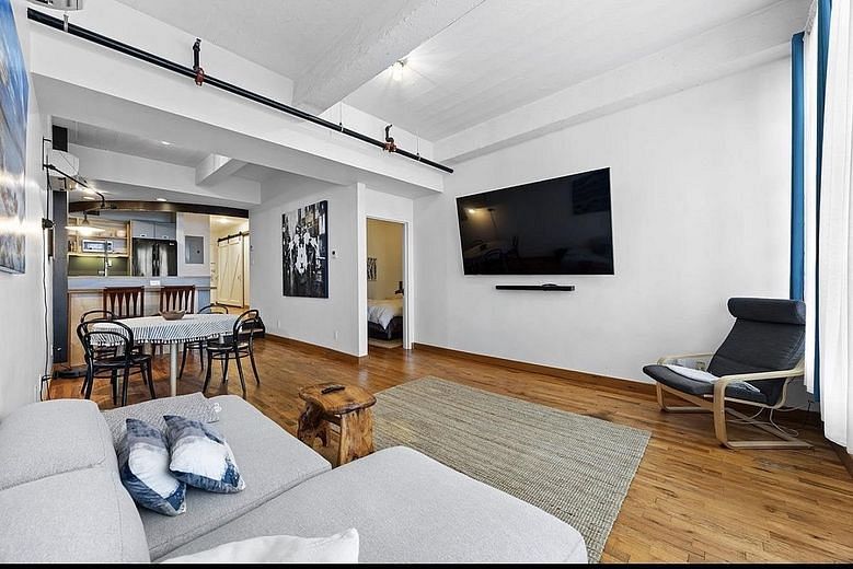 37 Bridge Street #2D