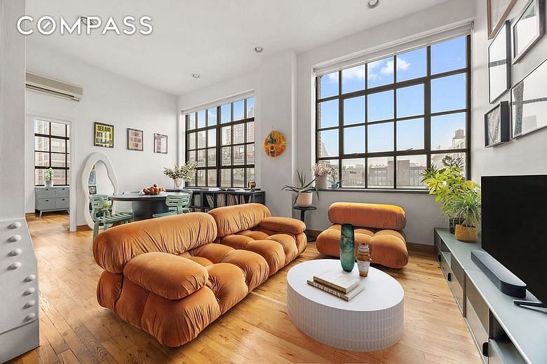 37 Bridge Street #PHA