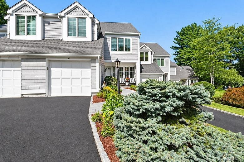37 Clarewood Drive