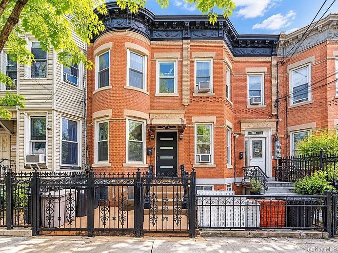 37 Grant Avenue