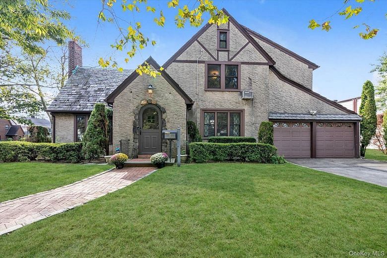 37 Massachusetts Boulevard