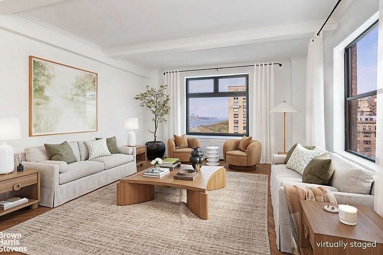 37 Riverside Drive #10B