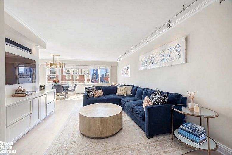 370 East 76th Street #A1002