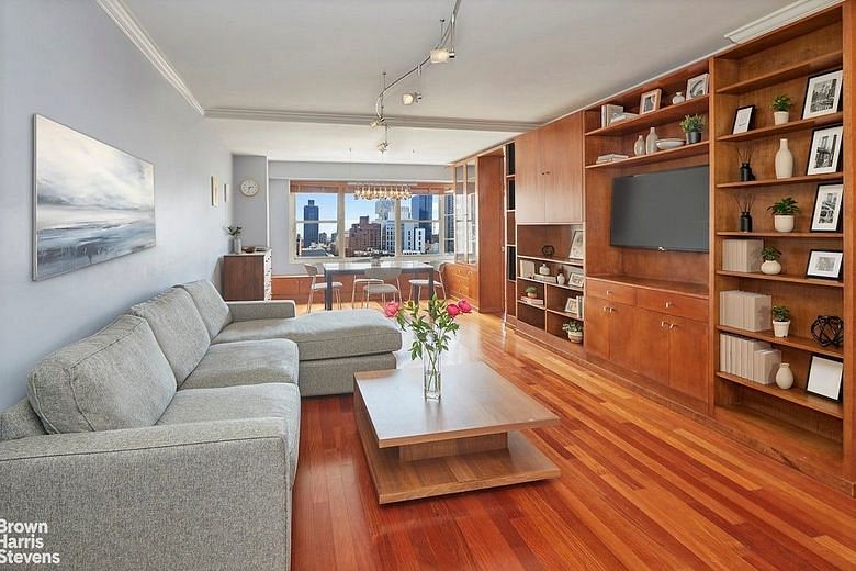 370 East 76th Street #A1501