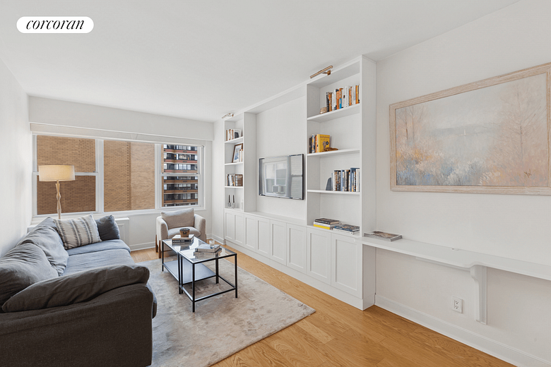 370 East 76th Street #B1008