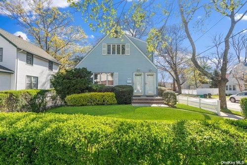Image 1 of 17 for 370 Vincent Avenue in Long Island, Lynbrook, NY, 11563