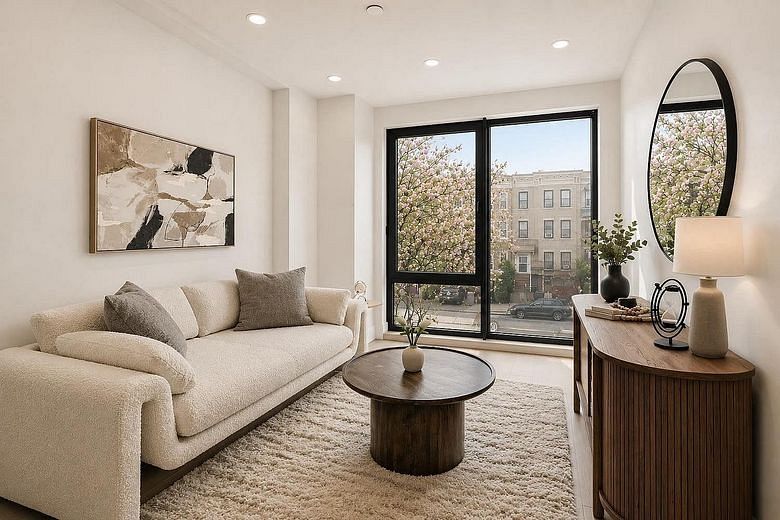 371 Hawthorne Street #2A