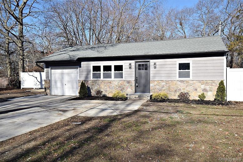 371 Oceanside Street