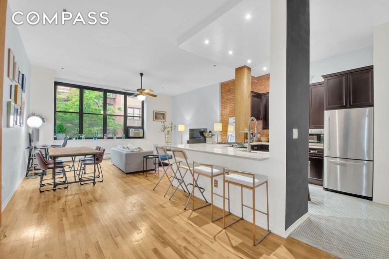 372 Dekalb Avenue #2H