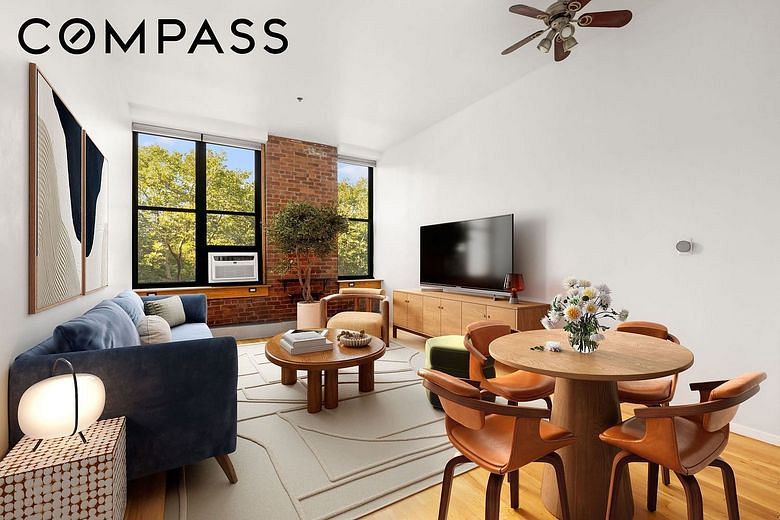 372 Dekalb Avenue #5C